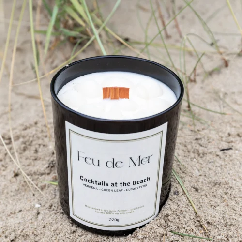 Cocktails at the beach - geurkaars 220g